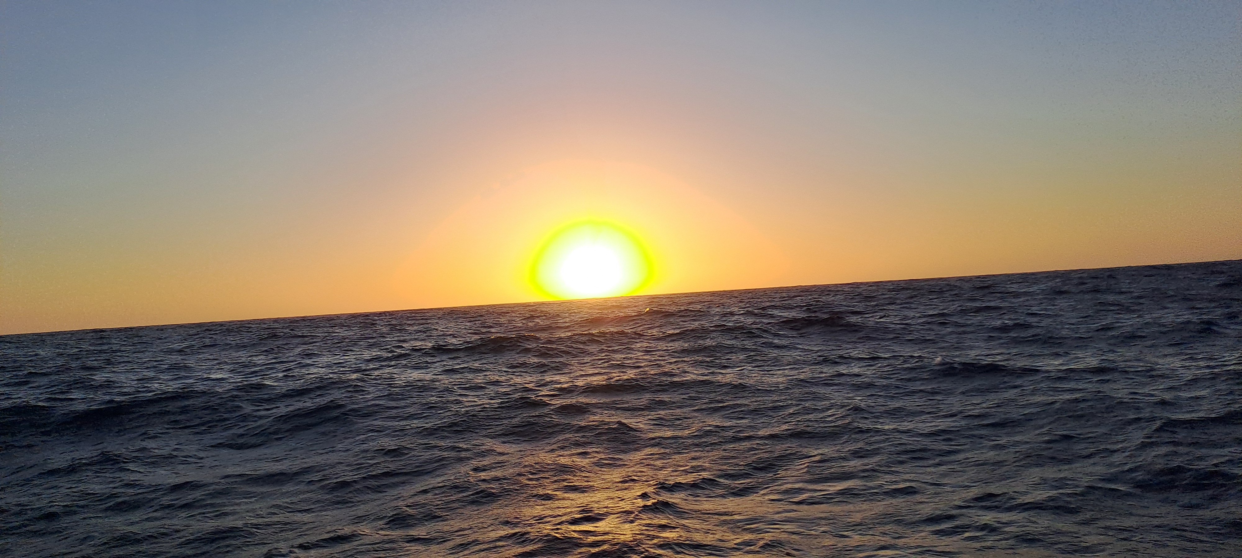 20250119 couché de soleil à 12h UTC